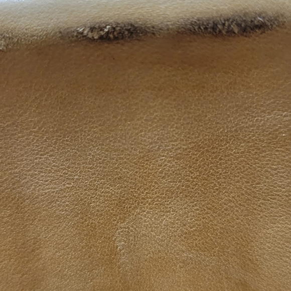 Vintage (2000-2002) Authentic Chanel CC Tan Caviar Leather Bifold Snap Wallet - Picture 8 of 16